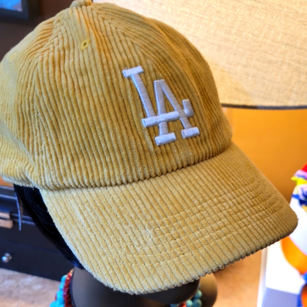 💛 LA Dodgers Cordeoy Ball cap 😎